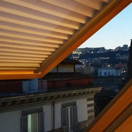 Mediterranean Roof * Nápoles